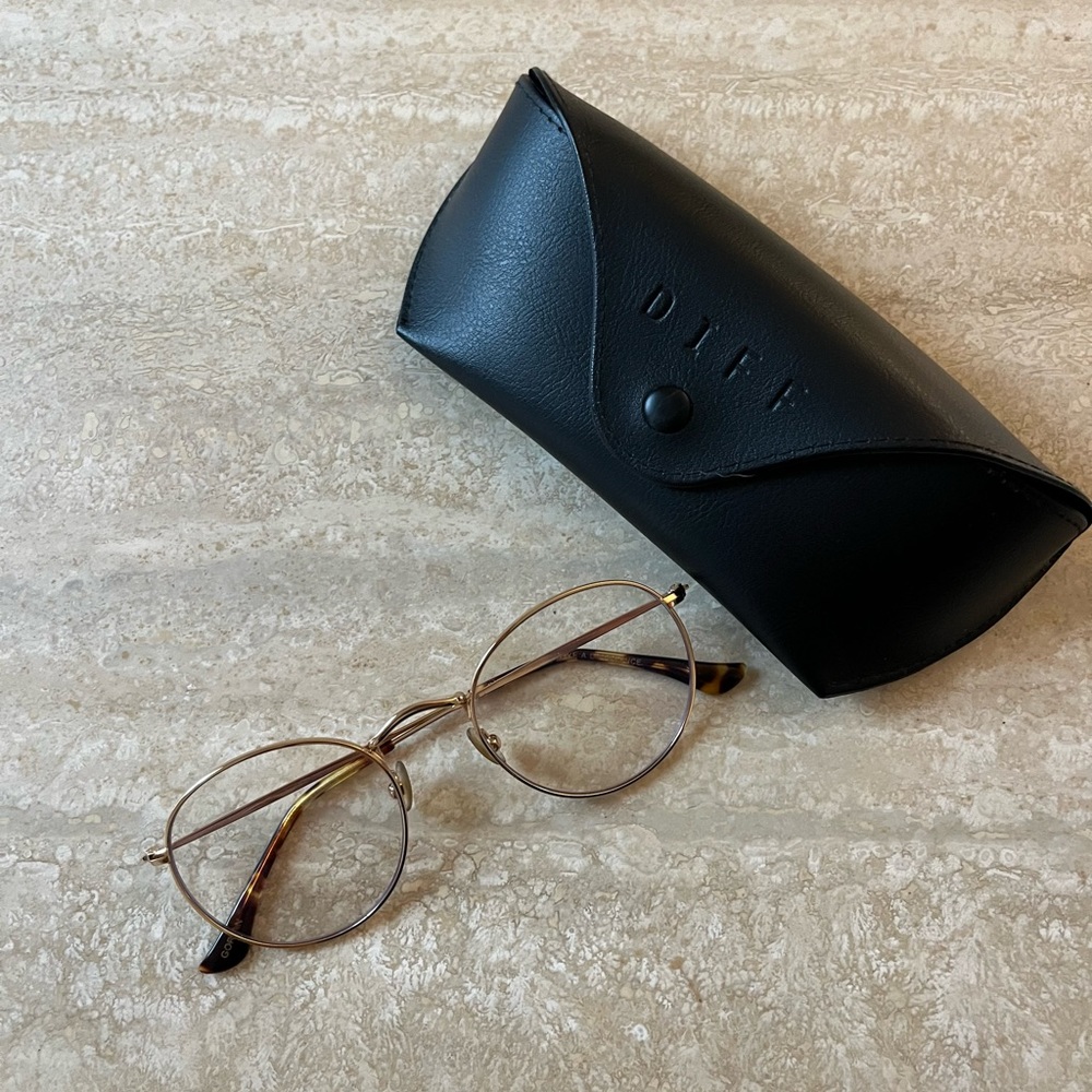 DIFF blue light glasses